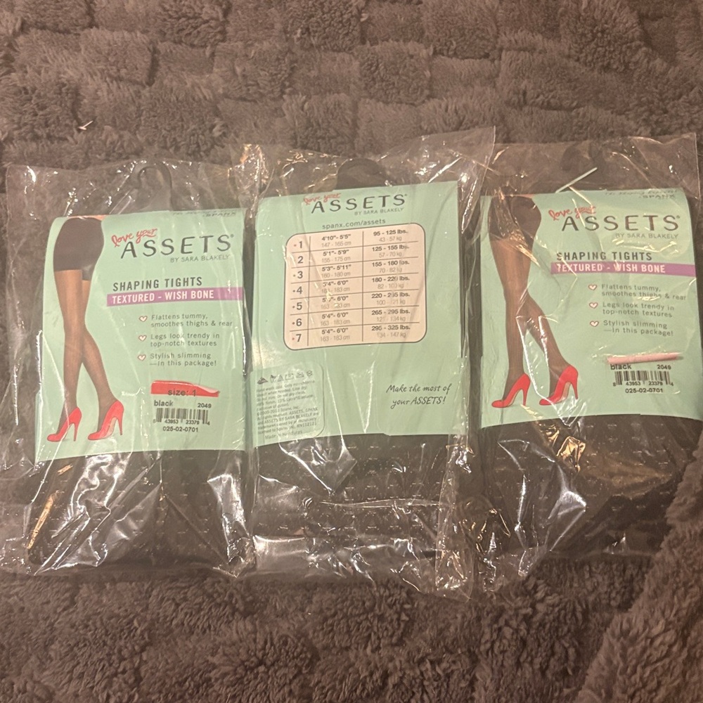 ASSETS by Sara Blakely Black Textured Shaping Tights